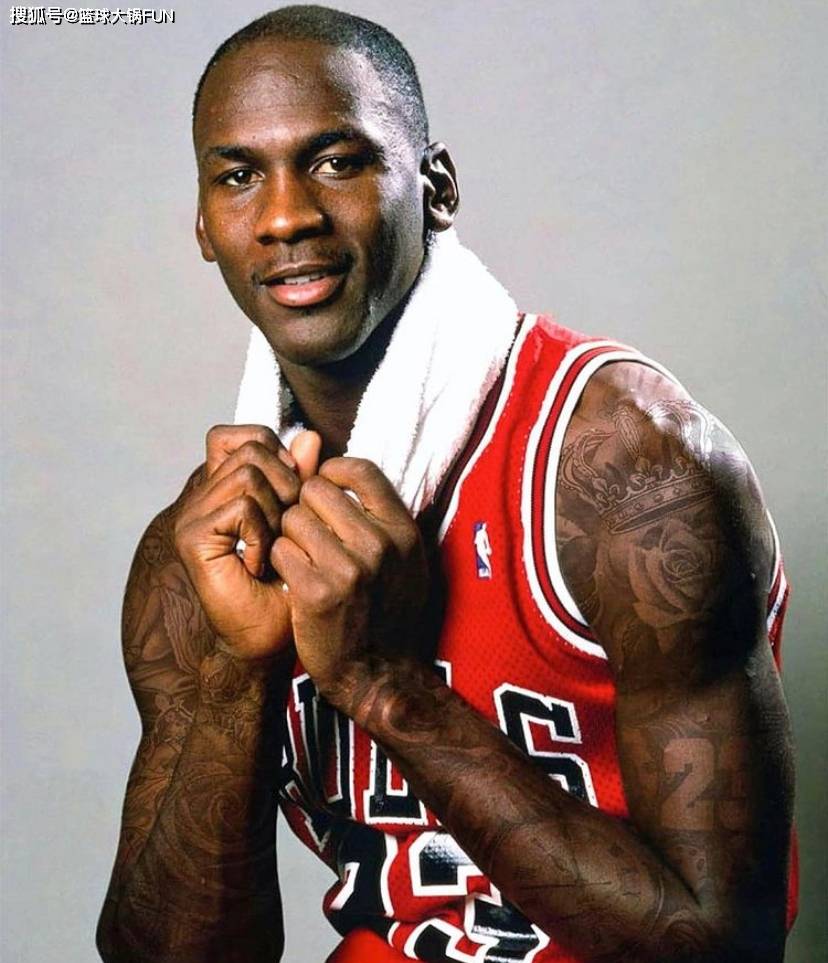 美媒晒球星纹身照库里变霸气热火新星无违和感乔丹也现身