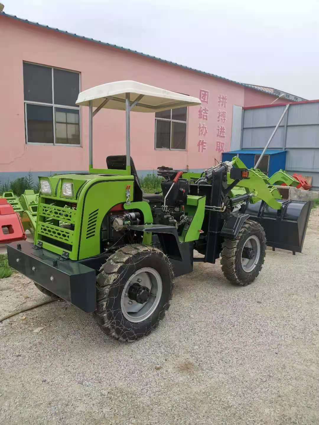 单杠四驱小铲车@养殖棚小铲车@柴油四驱小铲车生产厂家