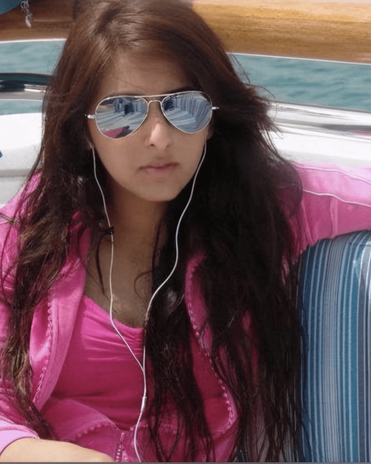 巴林王子盛宠迪拜公主,结婚11年恩爱如初,被说最爱晒娃的王子