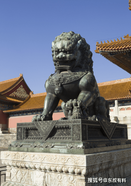 你知道故宫门前的石狮子为什么是卷毛的吗?