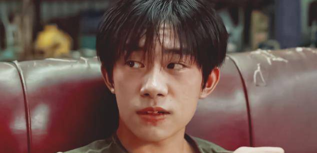 《小红花》最悲的不是韦一航得癌症,名字含义看哭