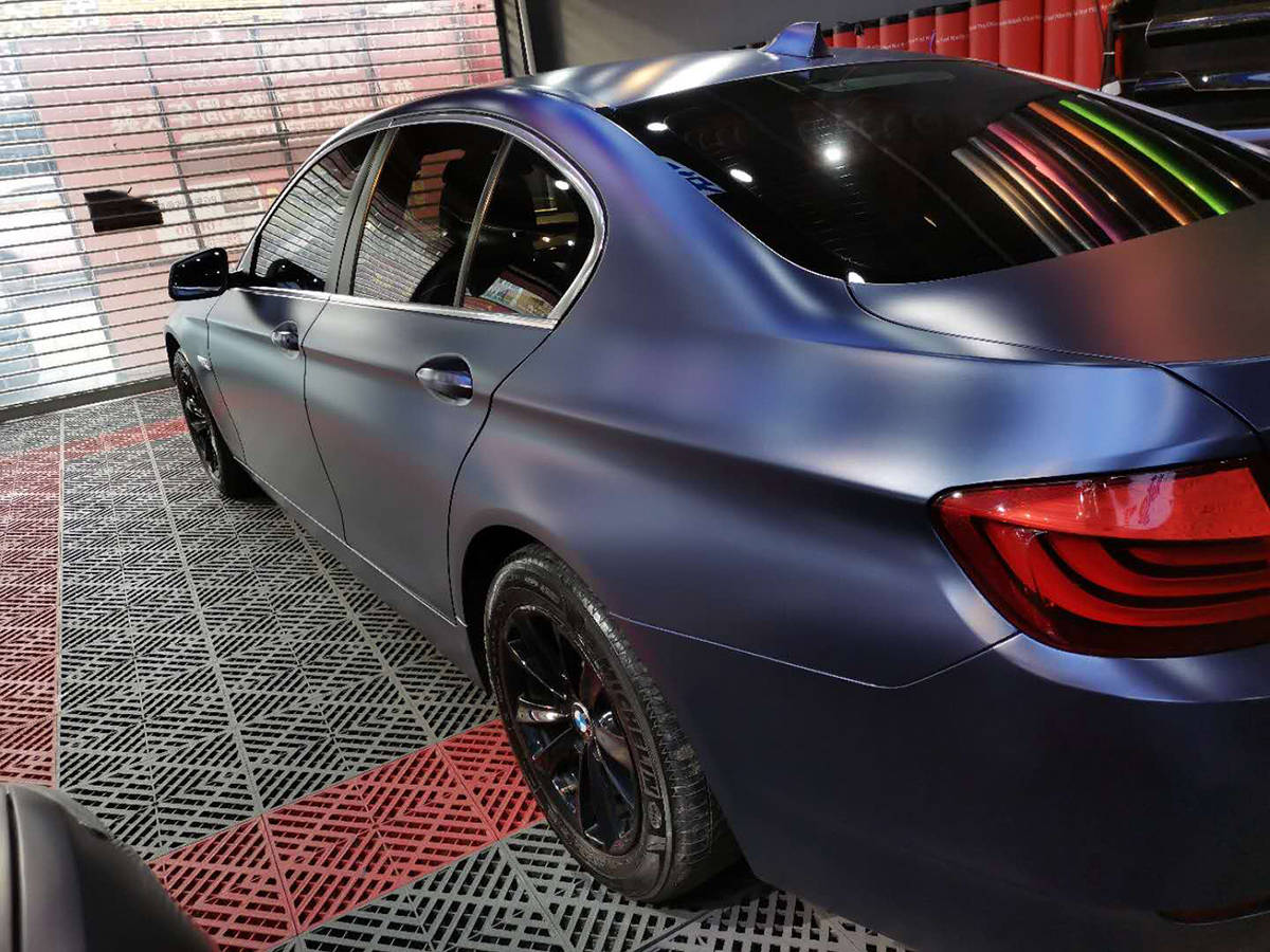 宝马520i车身改色电光午夜蓝rg瑞集改色膜福建福州