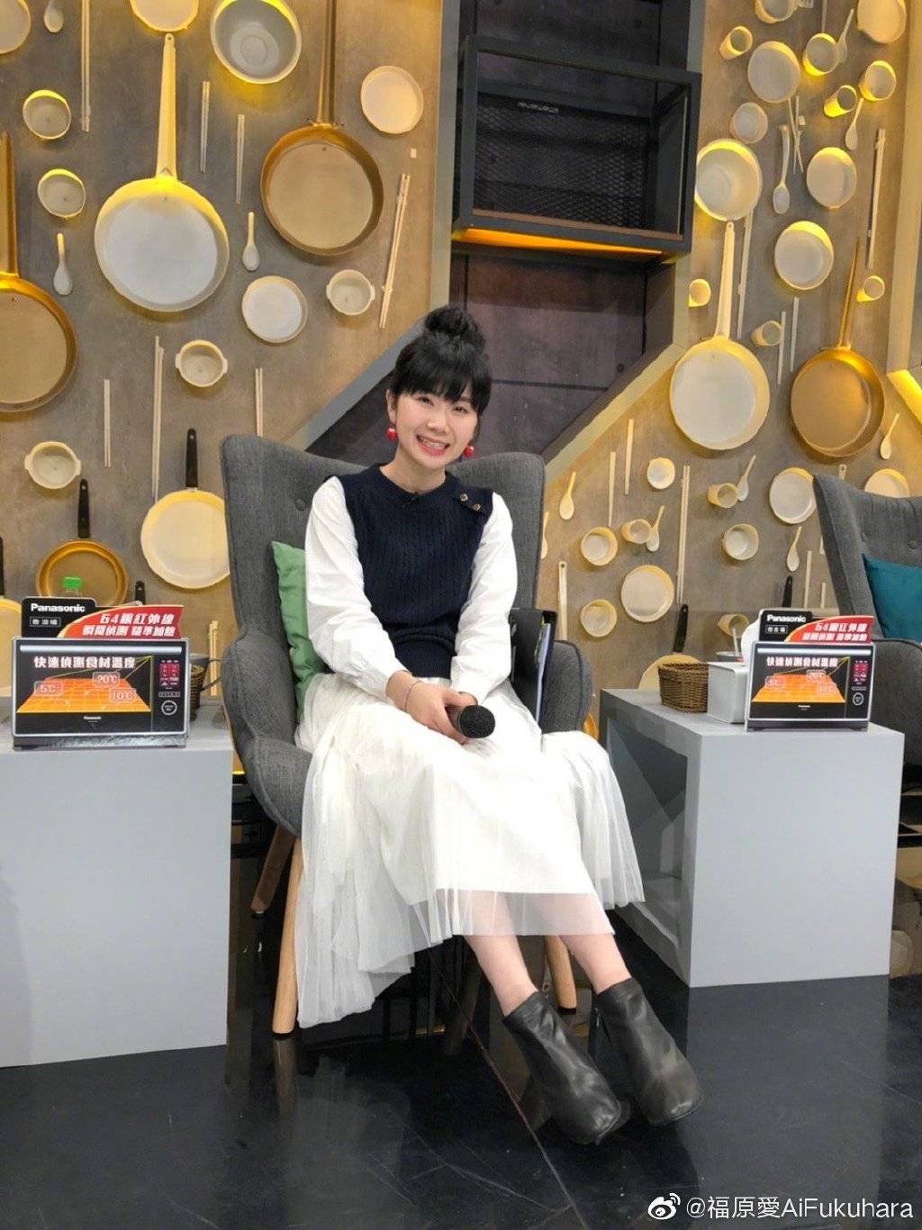 从中国东北走出的金惠美从2008年开始,就与福原爱签署了专属合同,成为