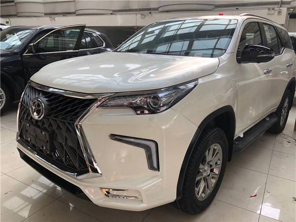 丰田穿越者2700天津港销售 精悍小霸道