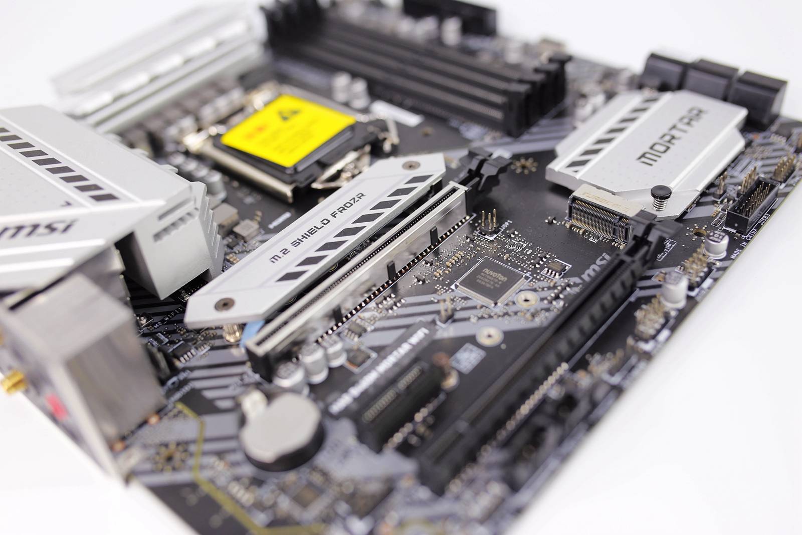 amd双线作战攻城掠地,英特尔携手英伟达强势反击,步步为营