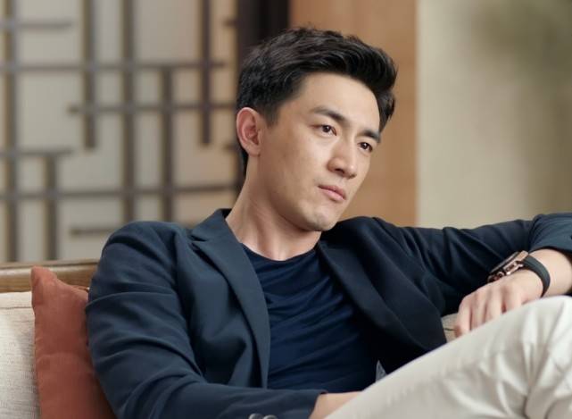 原创颜值身材齐齐翻车林更新新剧颜值下降显老态身材发福肚腩明显