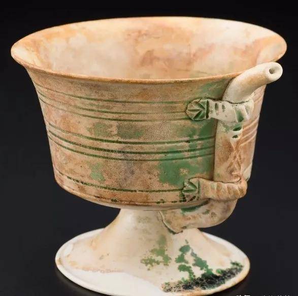 什么是秋操杯,它居然是一款自带历史光环的吸管杯?