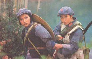 1984年因出演电影《巾帼英烈》获百花奖最佳女主角提名.