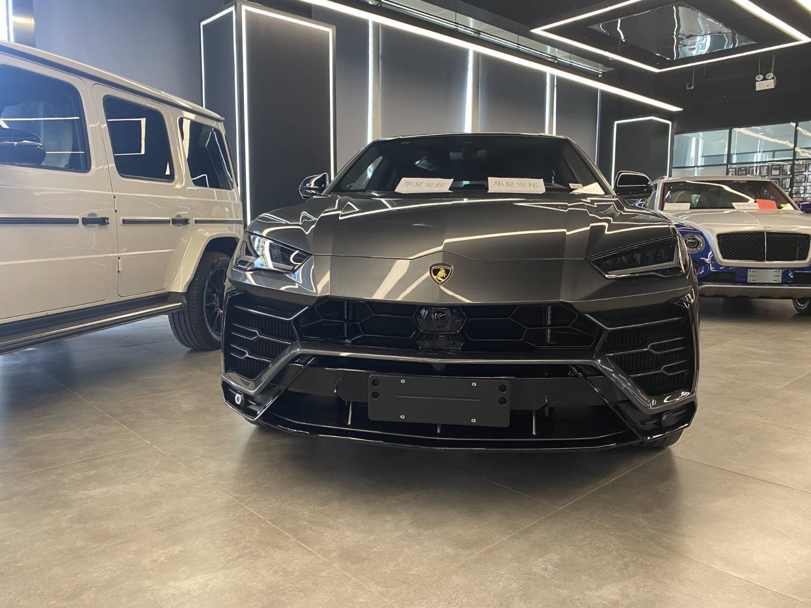 天津港20款兰博基尼urus限时让利劲惠低价