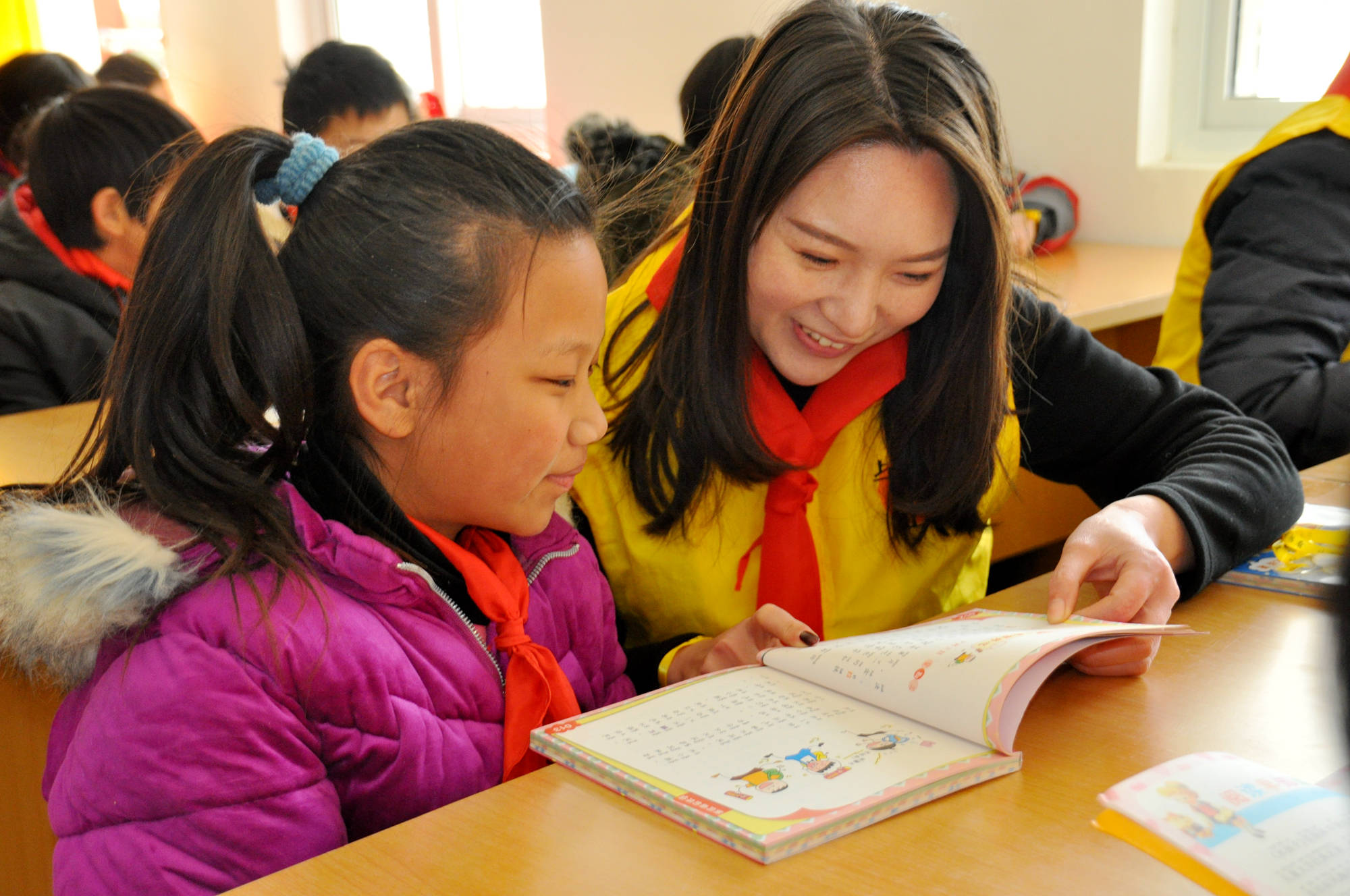 是一家致力于为欠发达地区乡村小学提供优质课外读物的公益机构
