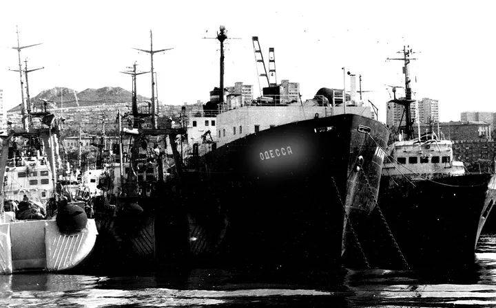 二战舰队油轮图片