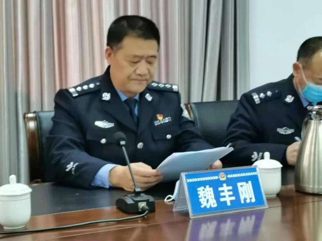 邓州警方召开平安守护专项行动新闻发布会