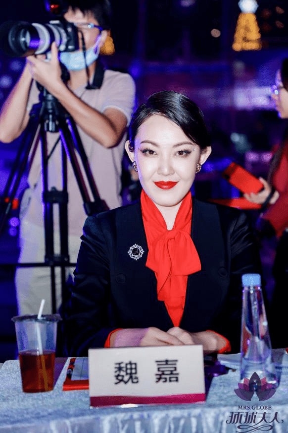 魏嘉女士受邀担任第24届环球夫人大赛中国总决赛评委