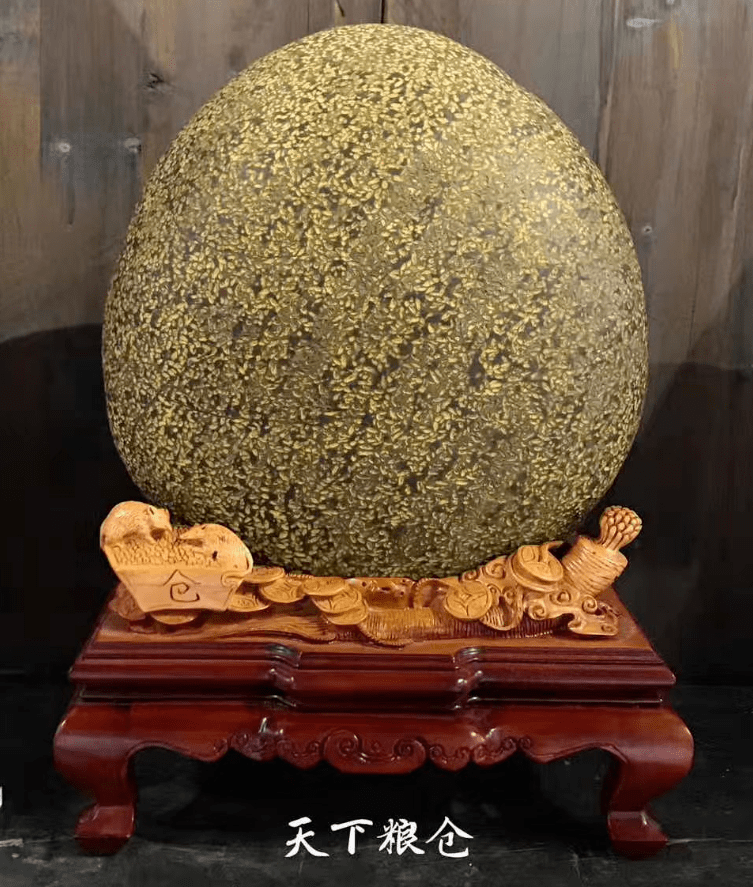江西除了產黃蠟石，原來還產這種石，密集恐懼者慎入！