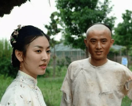 金素妍参演过的三部中国影视作品其中有两部都是和任泉合作的