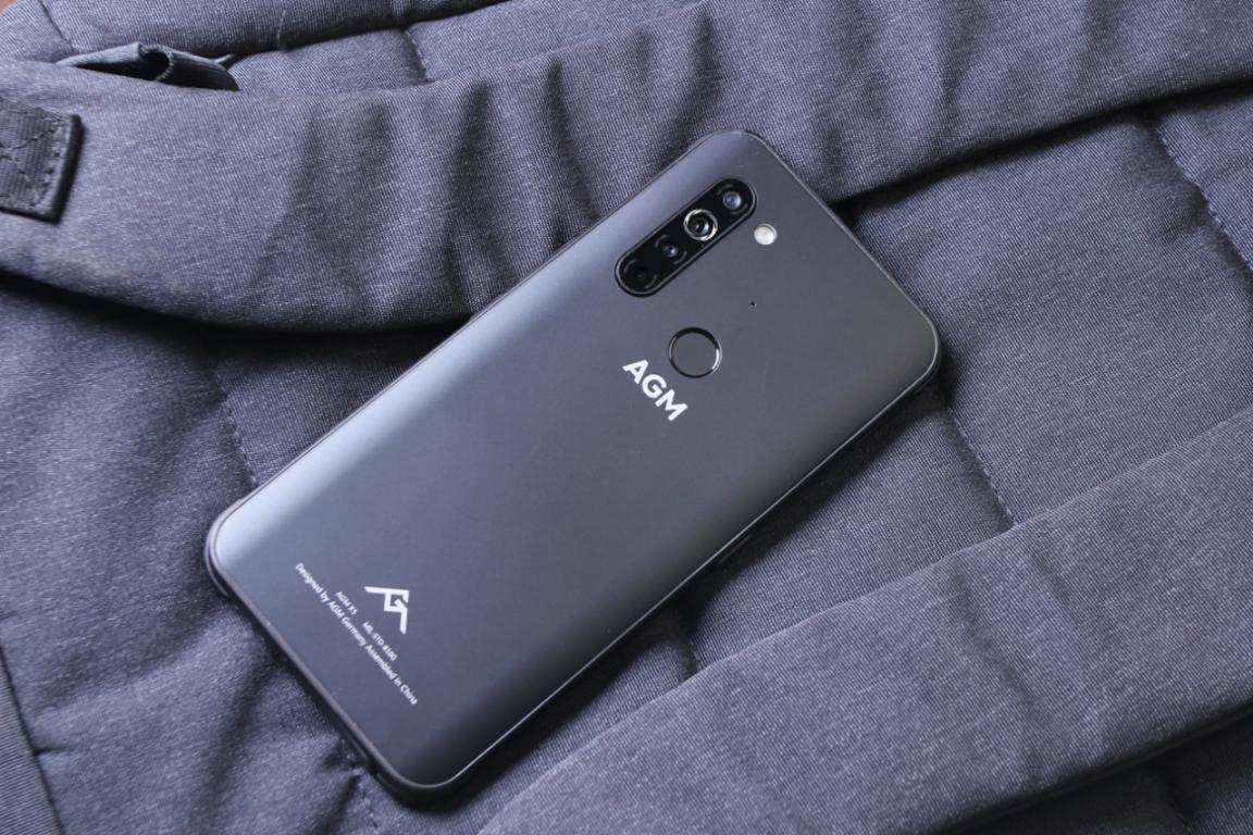 真硬核能抵御80度热水搭载国产芯首款5g三防手机agmx5评测