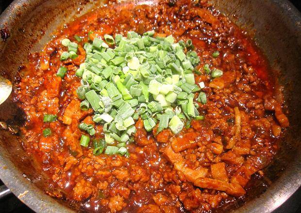 原创肉酱我家从来不买学会这3种秘制做法咸香过瘾比买的还好吃