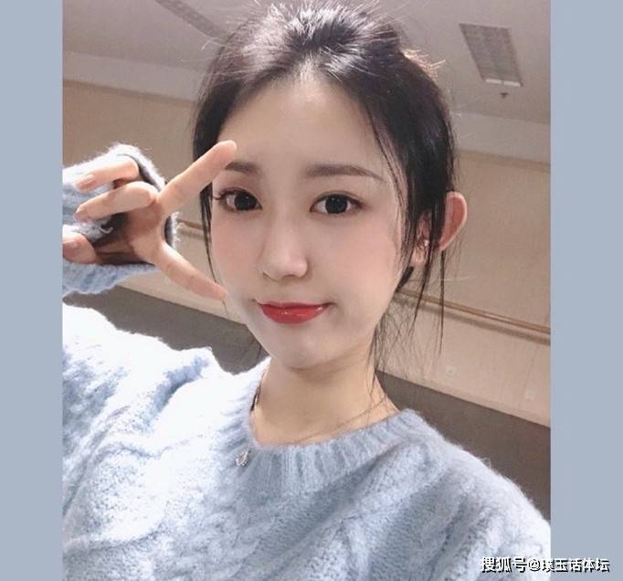 辽篮潜力新星张镇麟疑似恋爱,绯闻女友曝光,模样清纯颜值高