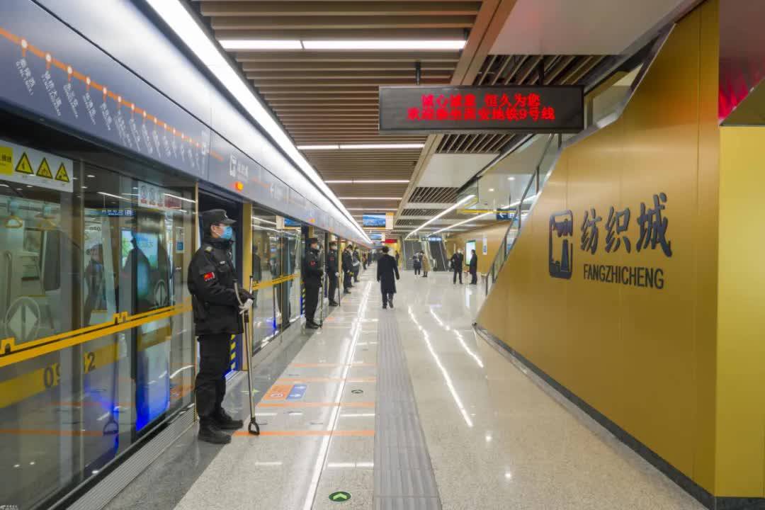 地铁5,6,9 新三线齐开 西安地铁商圈迎来消费新时代_临潼