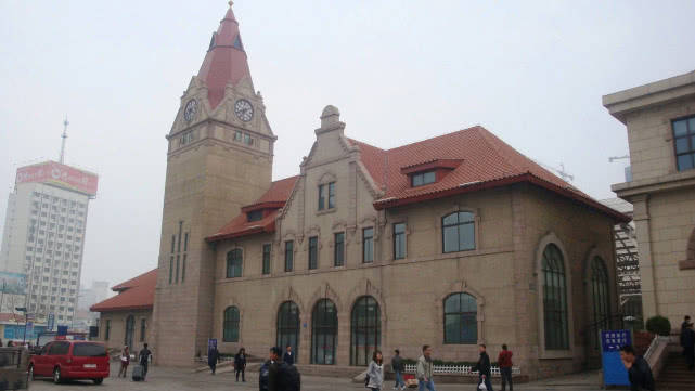 中国一个仿欧式火车站，堪称全国最美车站，已成网红打卡景点