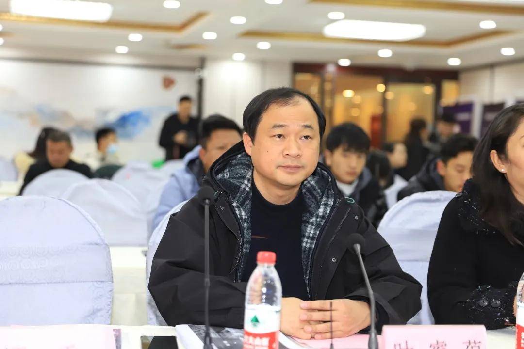 副局长,一级调研员卓玛曲西昌都新区党工委书记美朗松布出席领导2020