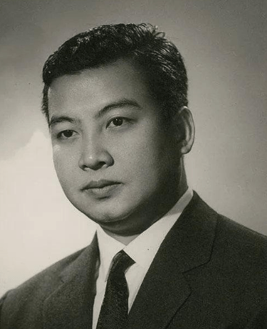 西哈努克将玛尼婉带回皇宫,这段婚姻也只维持了三四年的光景,之后两人