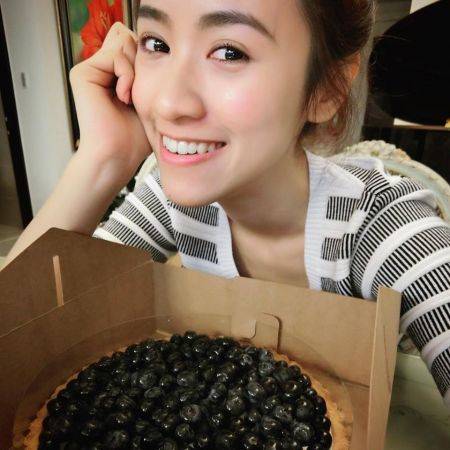 原创57岁吴宗宪罕晒全家福他与张葳葳孕有一儿三女都是高颜值