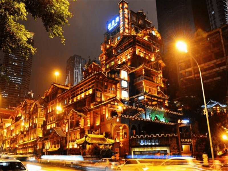 重庆再添一网红景区，非节假日依旧人气爆棚，到底有何独特之处？