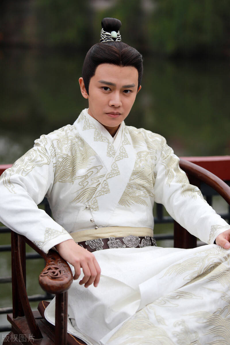 《驭鲛记》春节前后开机,迪丽热巴任嘉伦出演,网友评论