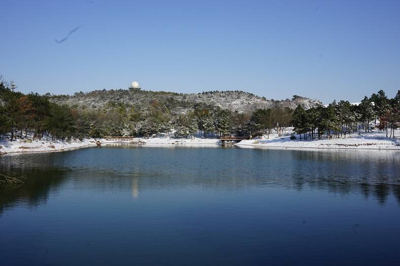 1/ 12 银装素裹 留住美丽 雕楼玉砌 曲径通幽 天池雪霁 无想之巅 翠竹