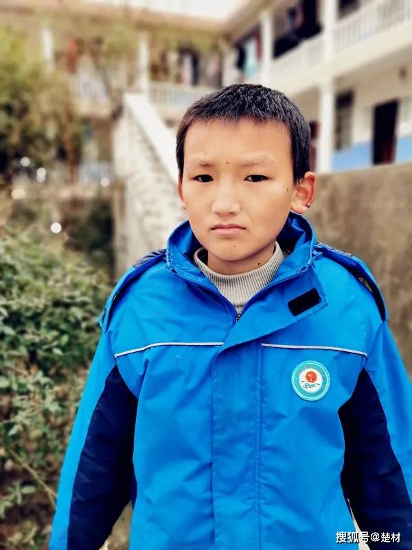 孩子,别怕,再难的路,我们陪你一起走!