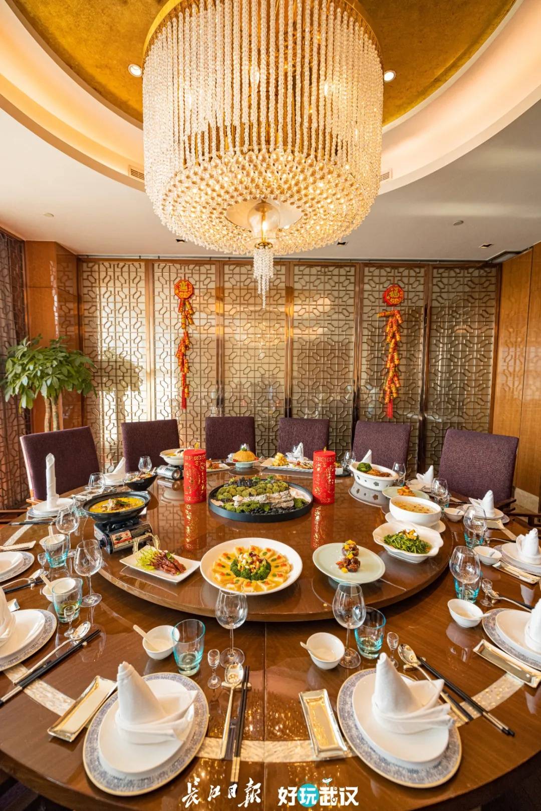 第一道就是『六福喜临门』——6个精致的开胃凉菜开启年夜饭的序章