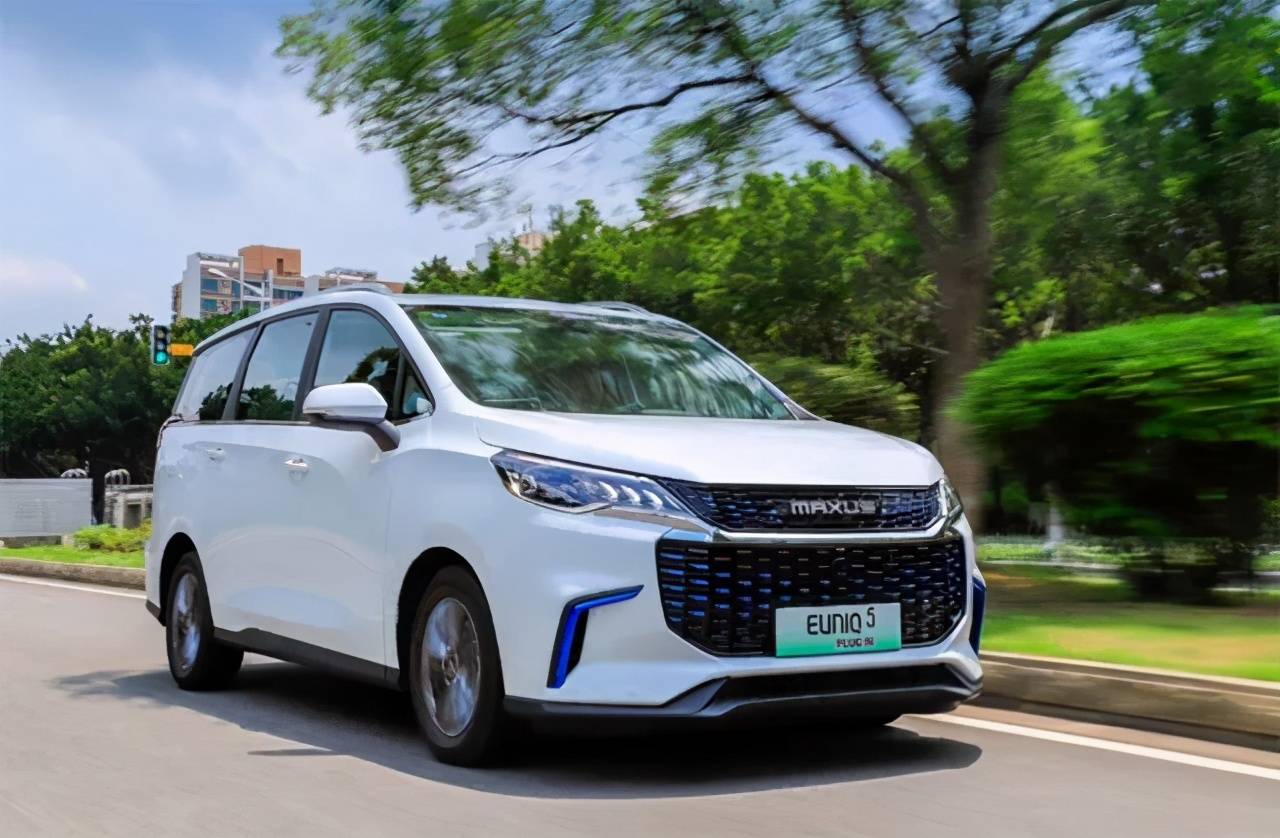不只手握"绿牌"优势的全能mpv,实测上汽大通maxus euniq 5_新能源