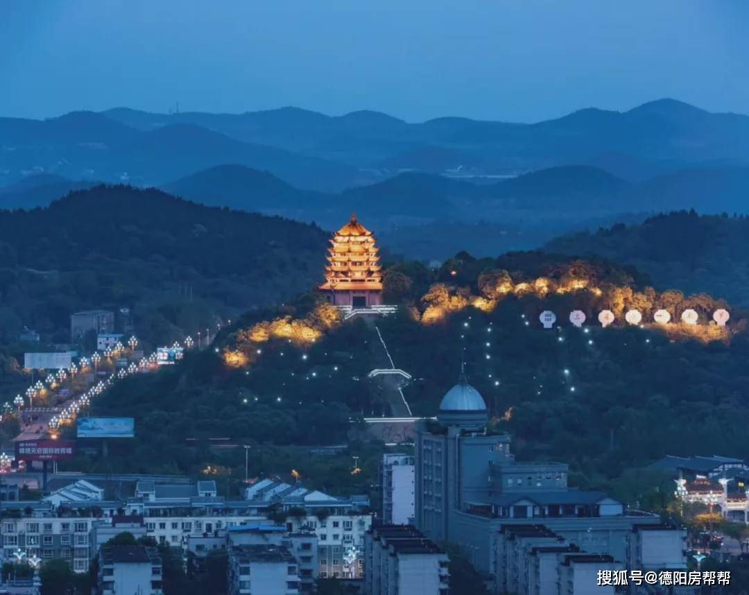 麓山悦府打响2021年预售第一炮,准现房今年买房今年入住_实景