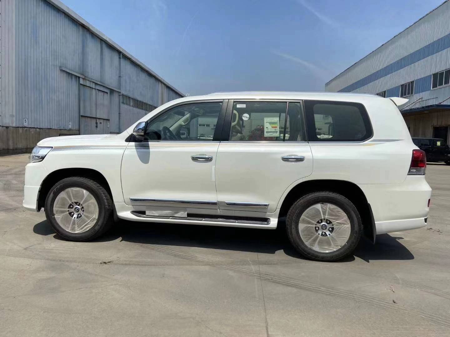 丰田酷路泽5700分期刺绣版真皮 v8陆巡