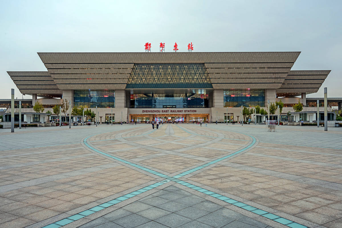 原创中部地区的6个省会,武汉实力强大排名第一,谁会是第二呢?
