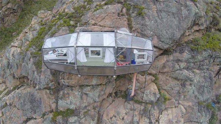 世界“最刺激”的悬崖酒店，建在悬崖峭壁上，距离地面120米