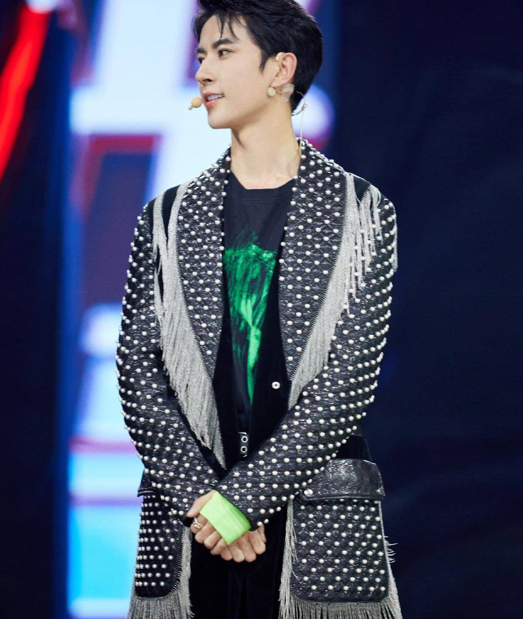 原创灿星太子爷于朦胧上星综艺公然用替身滤镜尽碎网友反感