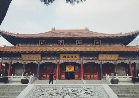 陕西被遗忘的寺庙，有1600年历史，与世隔绝静谧而又神圣