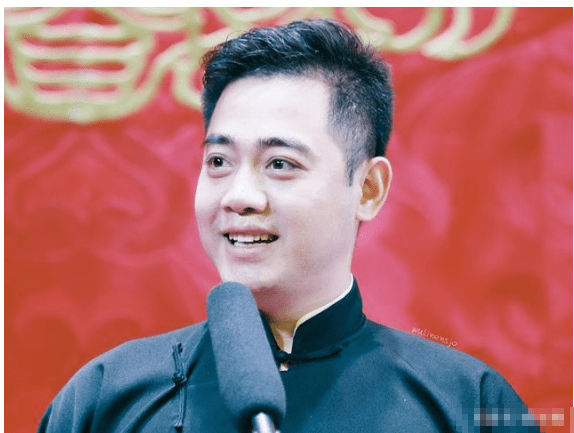 孔云龙一场《扒马褂》不只搞笑,内行和路人听出不一样的东西
