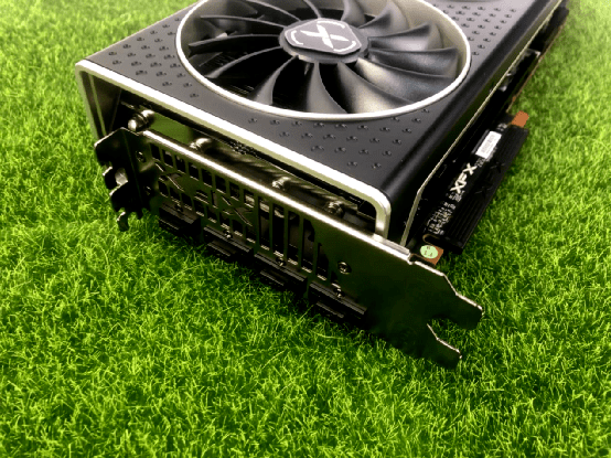 xfxrx6800海外版用料十足性能更胜公版