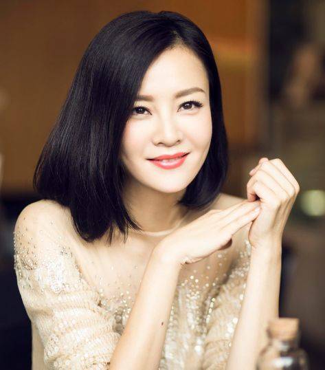 马伊琍的闺蜜,曾与知名导演相恋,如今嫁圈外人幸福美满_刘孜