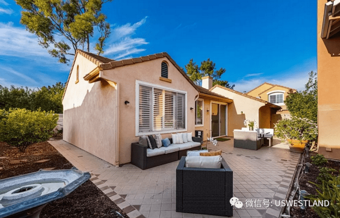 洛杉矶尔湾独栋别墅 2房2卫 享品质生活 拥惬意人生 72.5万美元