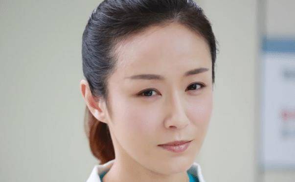 文艺范儿女明星丁洋凭借着不俗的演技获得好的评价