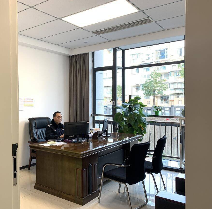 67优秀人民警察丨审讯办案专家陈峰:坚守初心使命 维