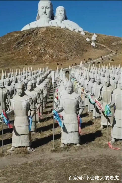 内蒙古文化制高点，800尊全身塑像蒙元兵阵，堪称塞外草原兵马俑