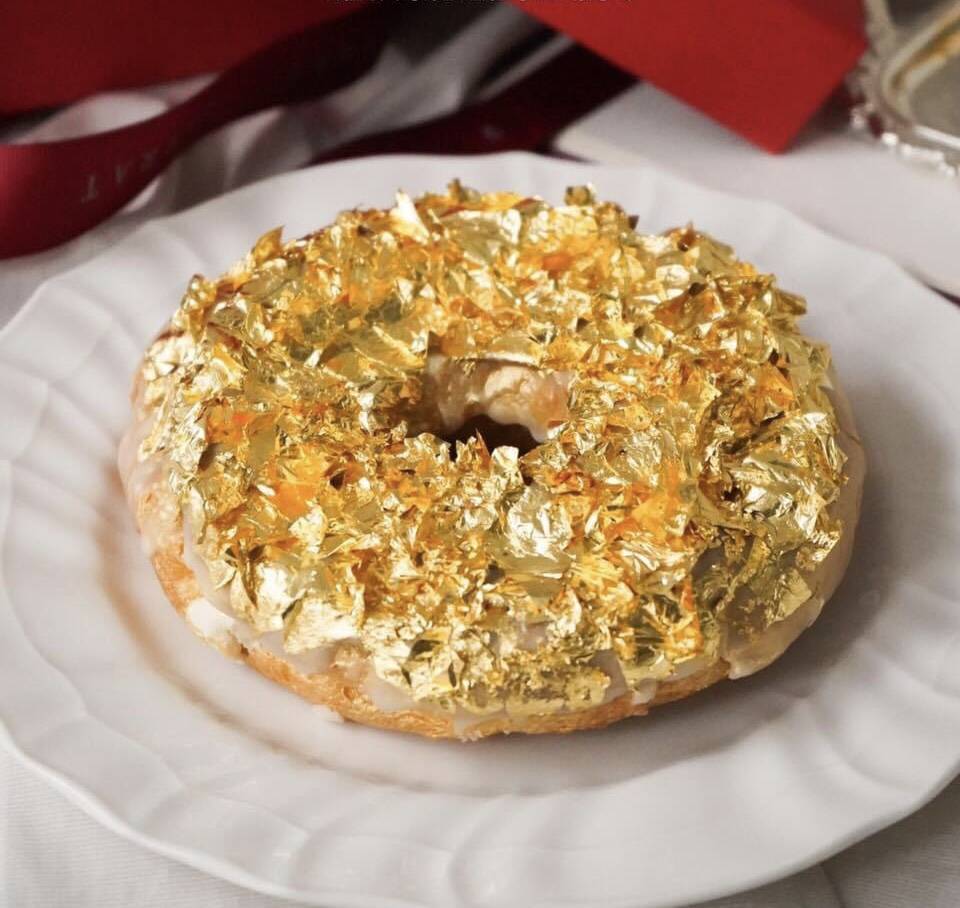 被金箔布满的甜甜圈,有谁不爱呢