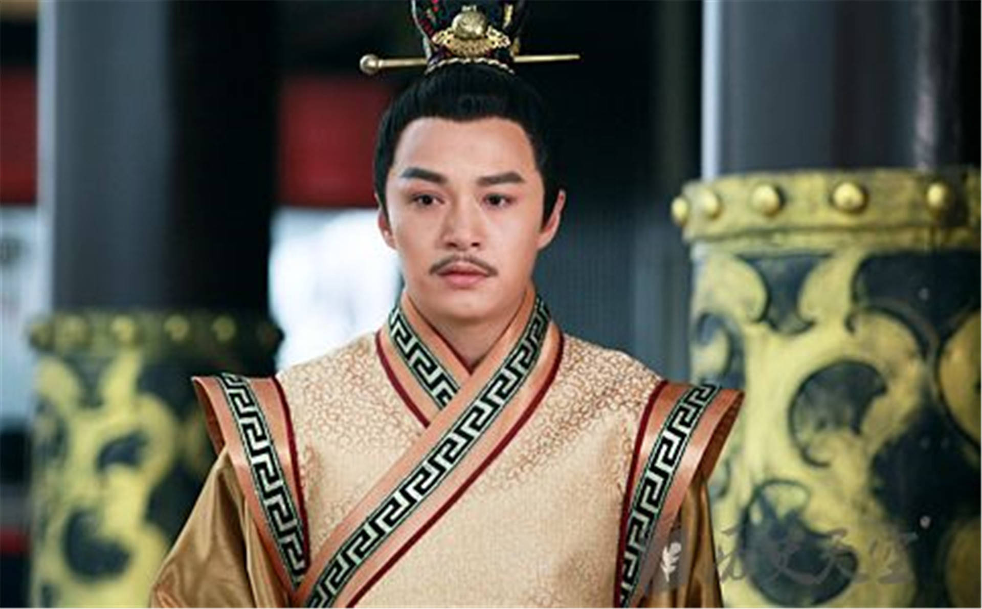 为什么李元吉三箭没射死李世民,李世民却能一箭射死李建成?