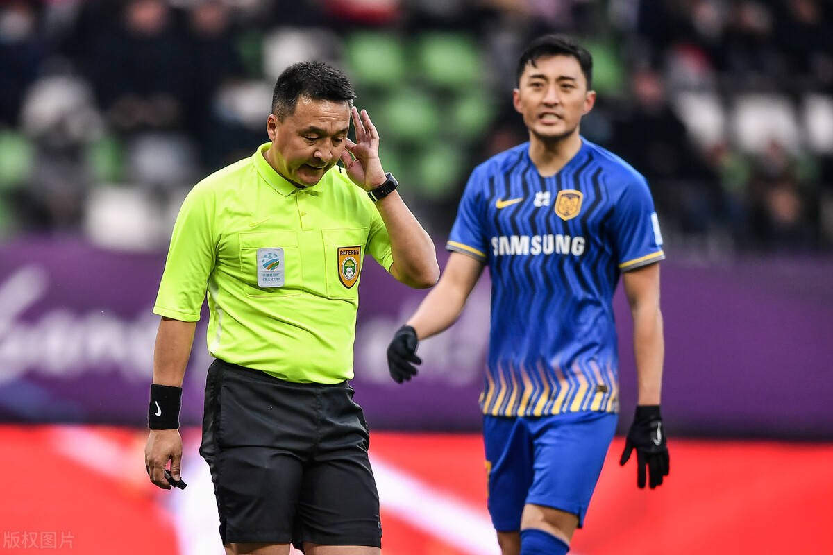 大连足坛或有望迎功勋回归,曾是国字号主力,效力过中超冠军队_杨博