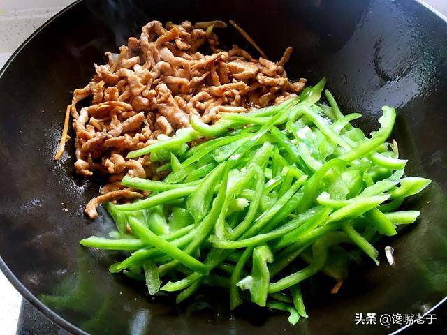 炒肉丝怎么炒又香又入味 11ea7ab05a044610aa221281020c62a5.jpeg